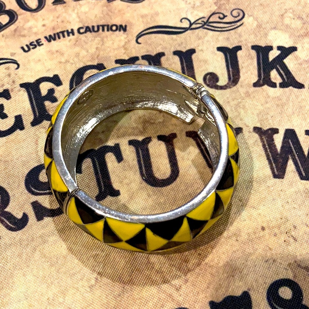 1980’S VINTAGE BANGLE BRACELET - Picture 3 of 4